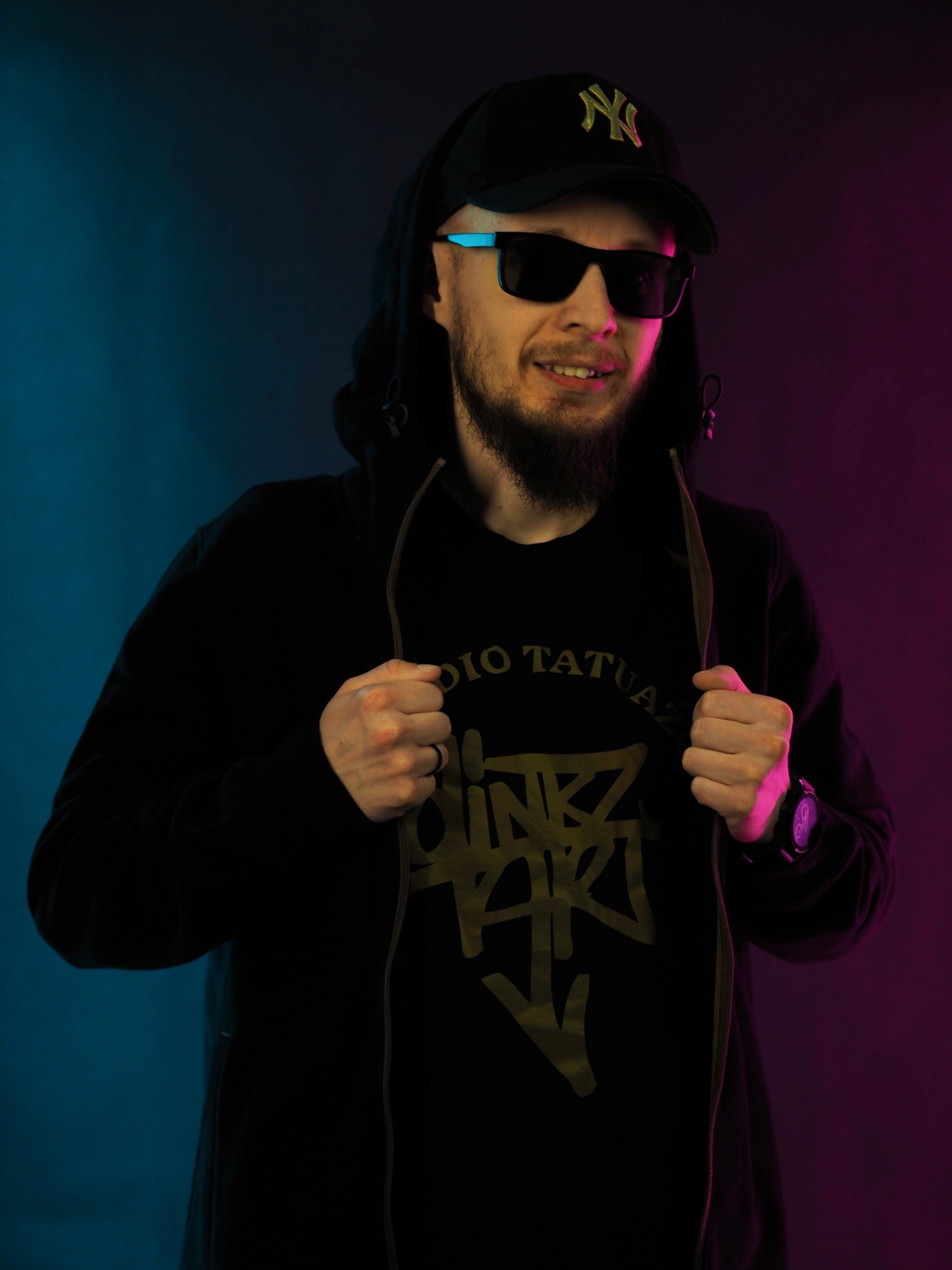 Jakub DINKZ Chruściel - portret właściciela studia tatuażu DINKZ ART