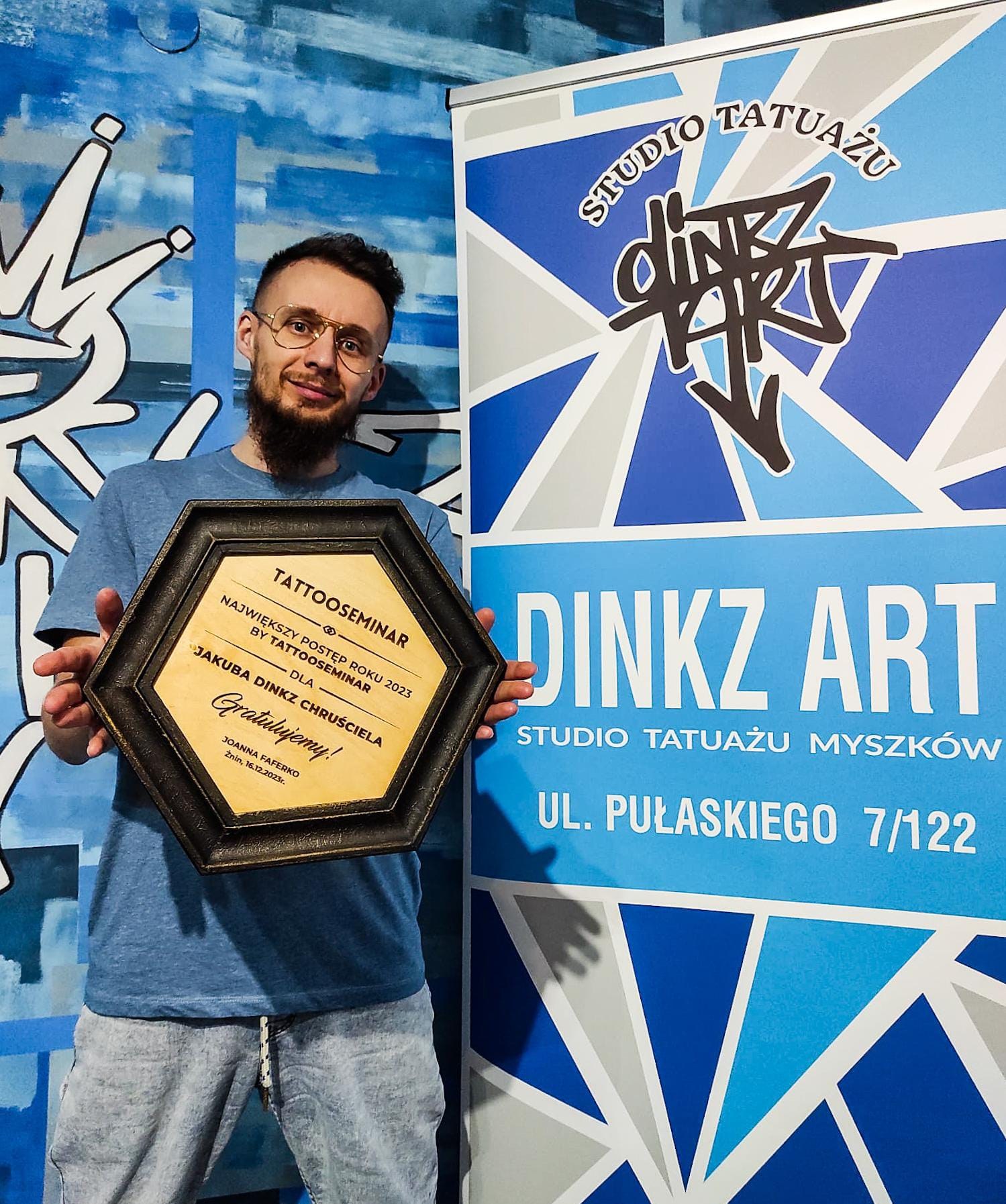 Jakub DINKZ Chruściel z wyróżnieniem TattooSeminar za największy postęp