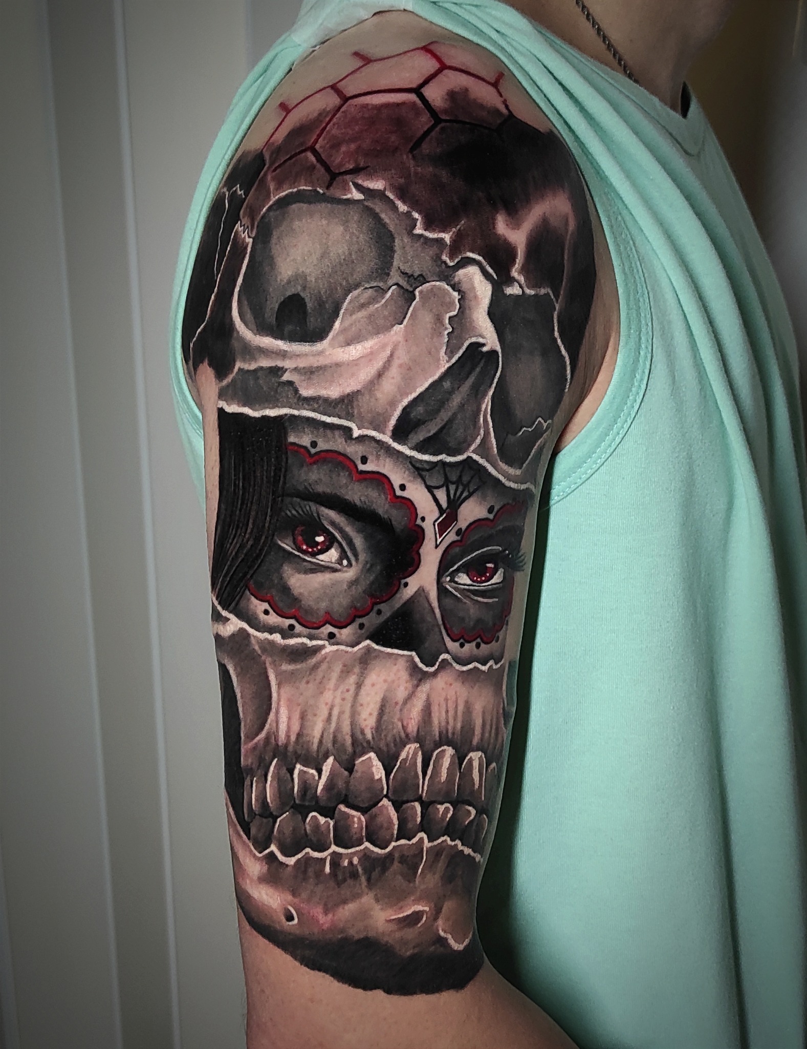 Tatuaż kobieta Catrina z motywem czaszki - DINKZ ART